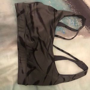 Athleta Exhale Bra in Powervita